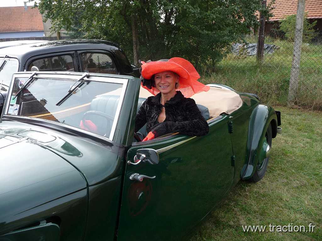 2014_Rustenhart (94).JPG - 34ème Randonnée Internationale des Vendanges organisée par le CVAAM, Traction Cabriolet 7C de 1936, Lili SCHREIBER